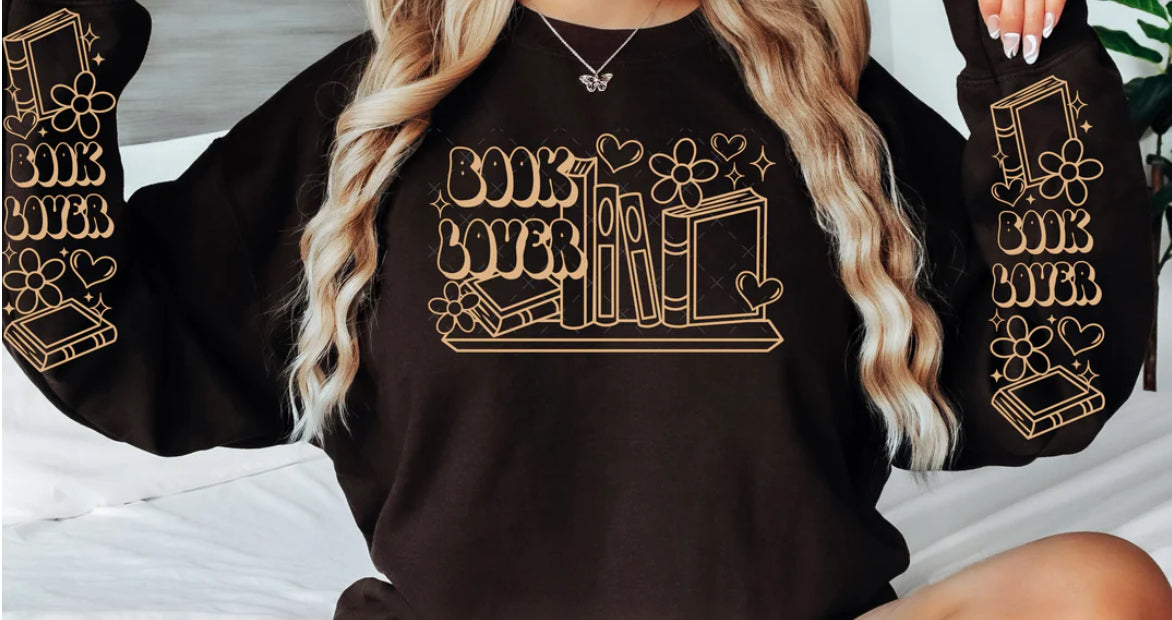 BOOK LOVER T-SHIRT