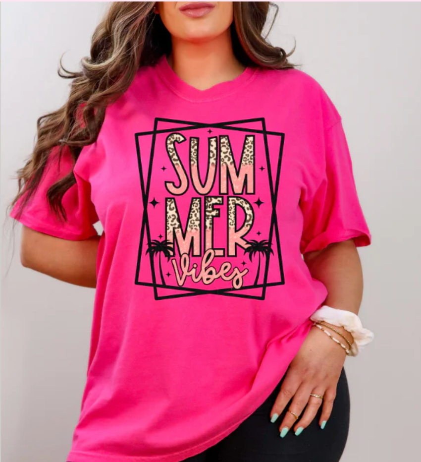 SUMMER VIBES T-SHIRT