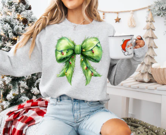 GREEN GUY BOW T-SHIRT