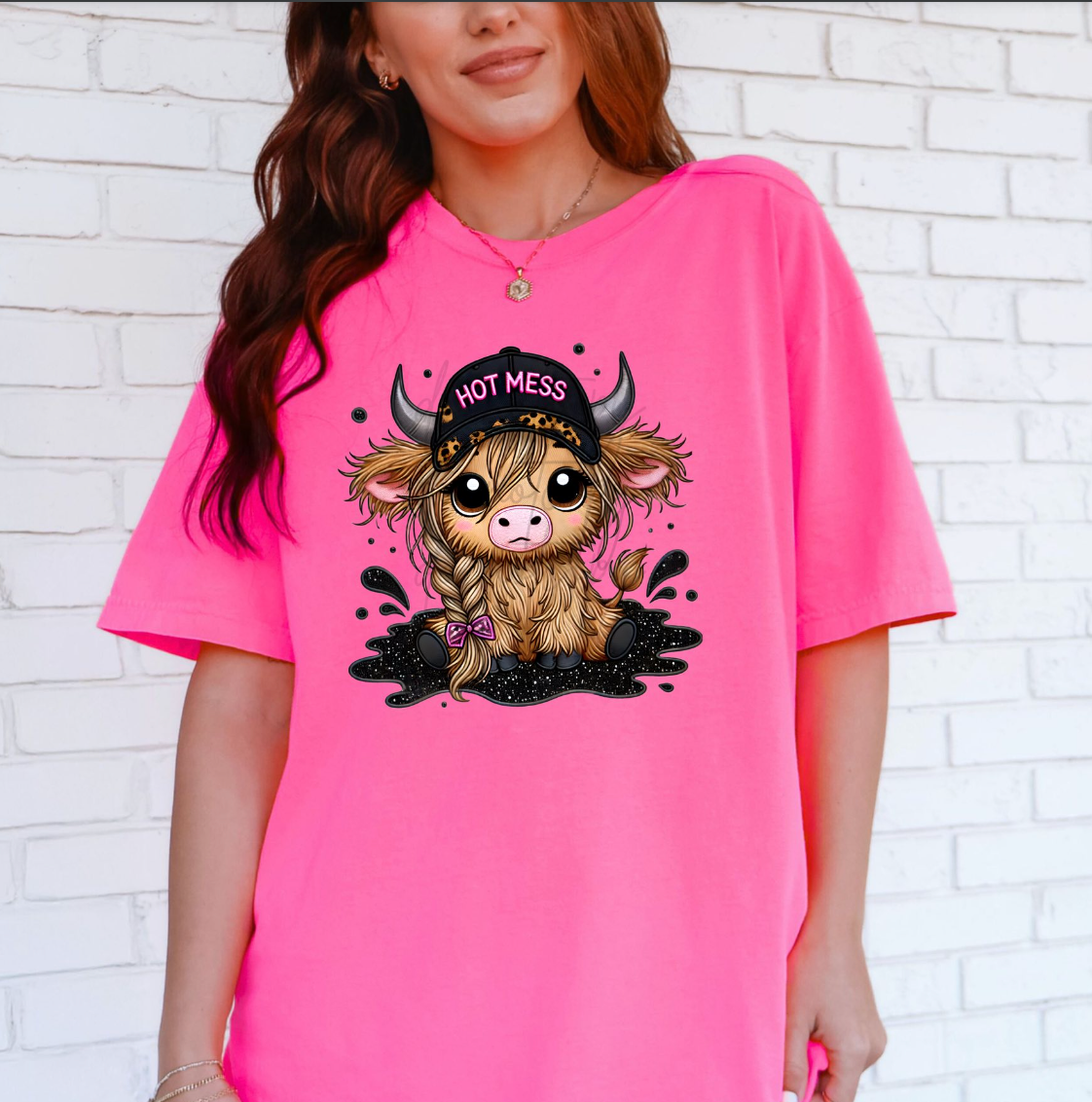 HOT MESS COW T-SHIRT