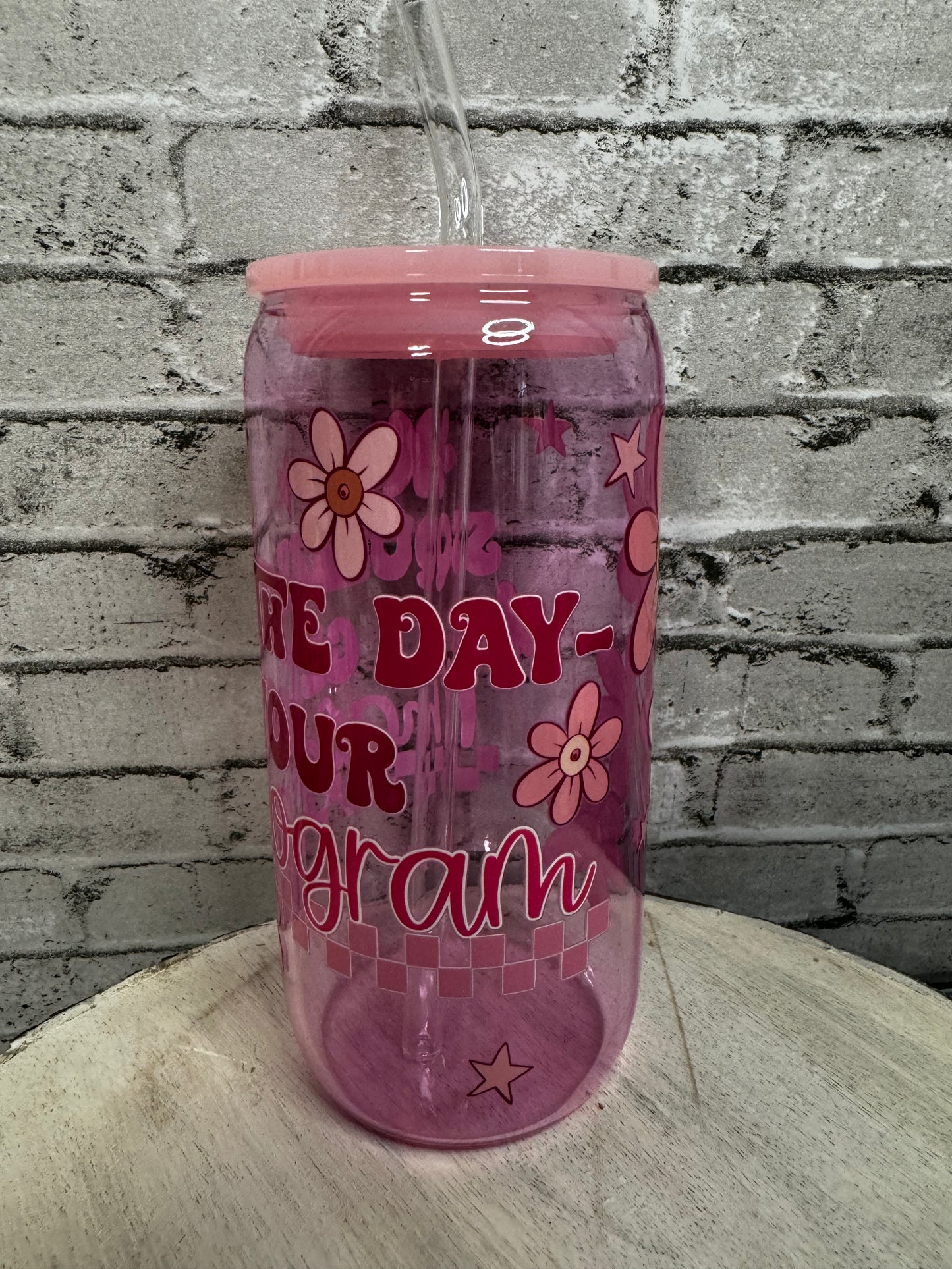 16 OZ SQUEEZE THE DAY - GET YOUR MAMMOGRAM GLASS CUP PINK
