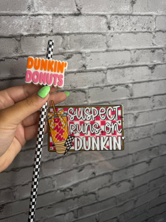 16 OZ SUSPECT RUNS ON DUNKIN GLASS CUP WITH STRAW TOPPER
