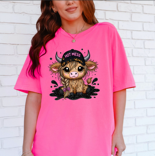 HOT MESS COW T-SHIRT